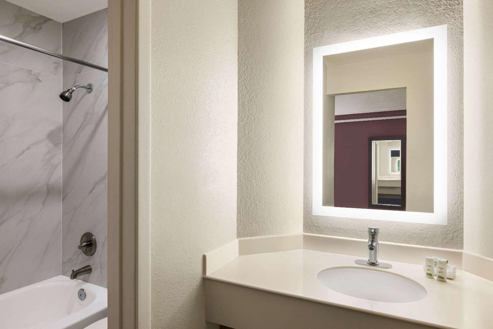 La Quinta Inn By Wyndham San Antonio Lackland Exterior foto